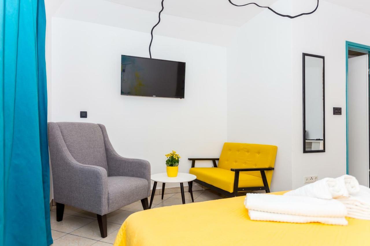Mima'S Rooms 오미스 외부 사진